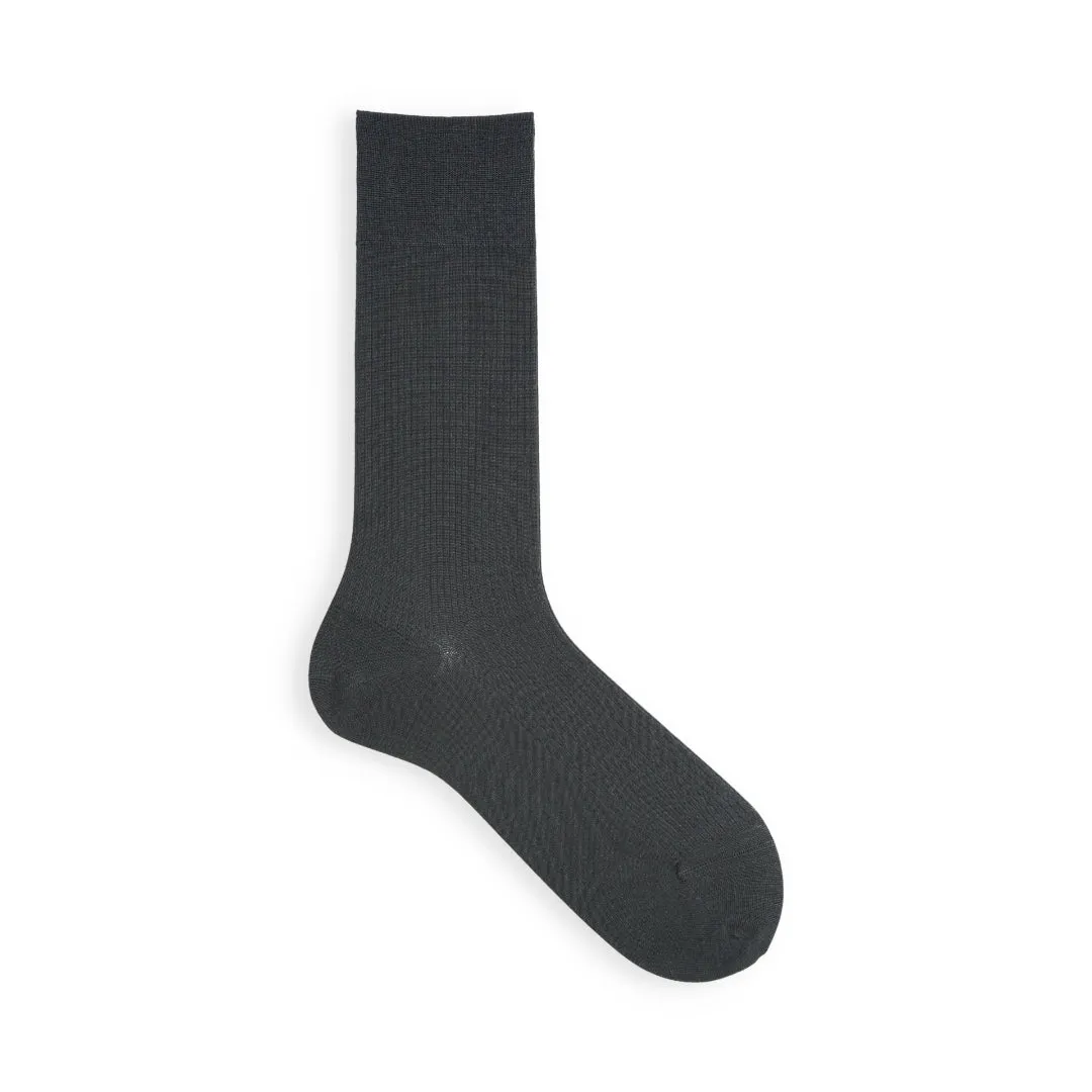 022140070 Silk Fine Ribbed Mid-Calf Socks