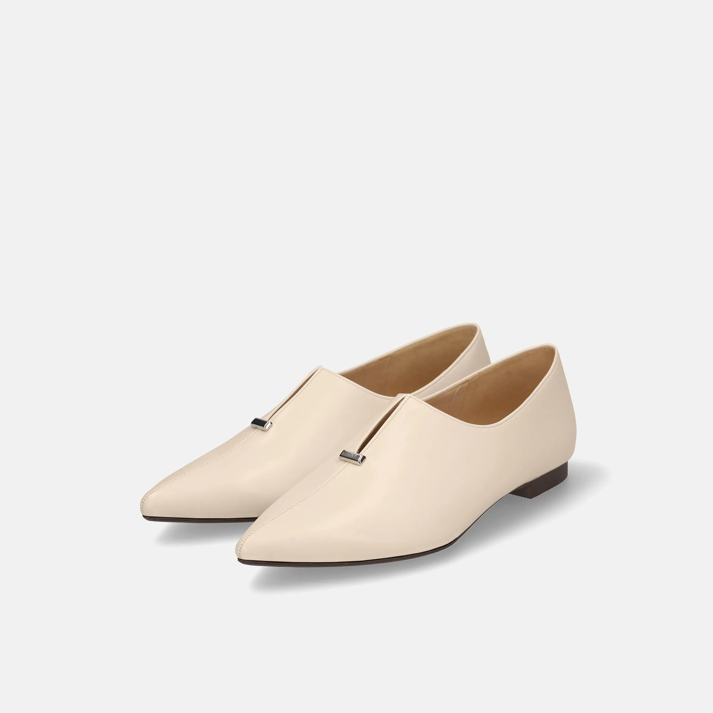 25% OFF: 2024SS: Metal Stud Slit Flat Shoes (4795) Ivory