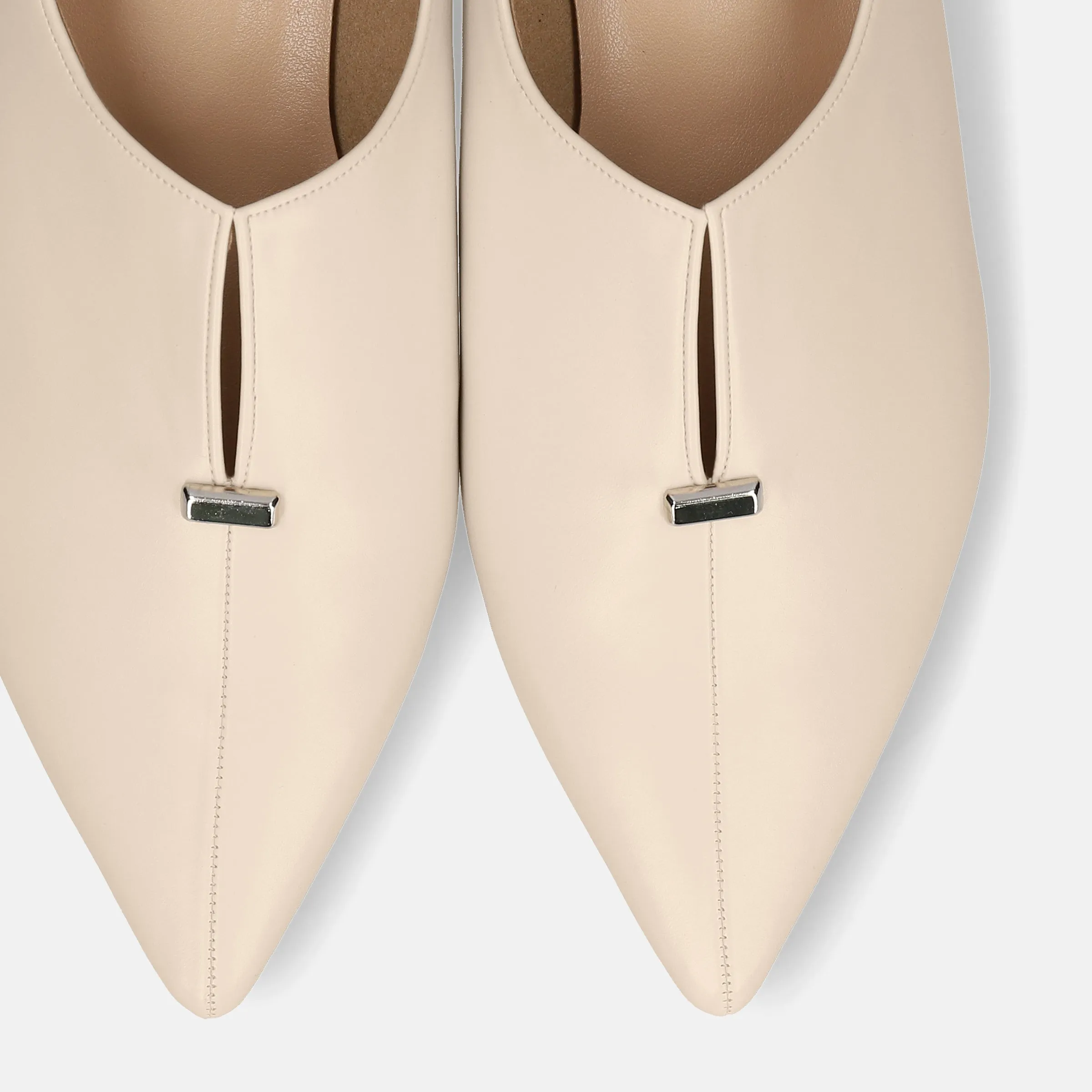 25% OFF: 2024SS: Metal Stud Slit Flat Shoes (4795) Ivory