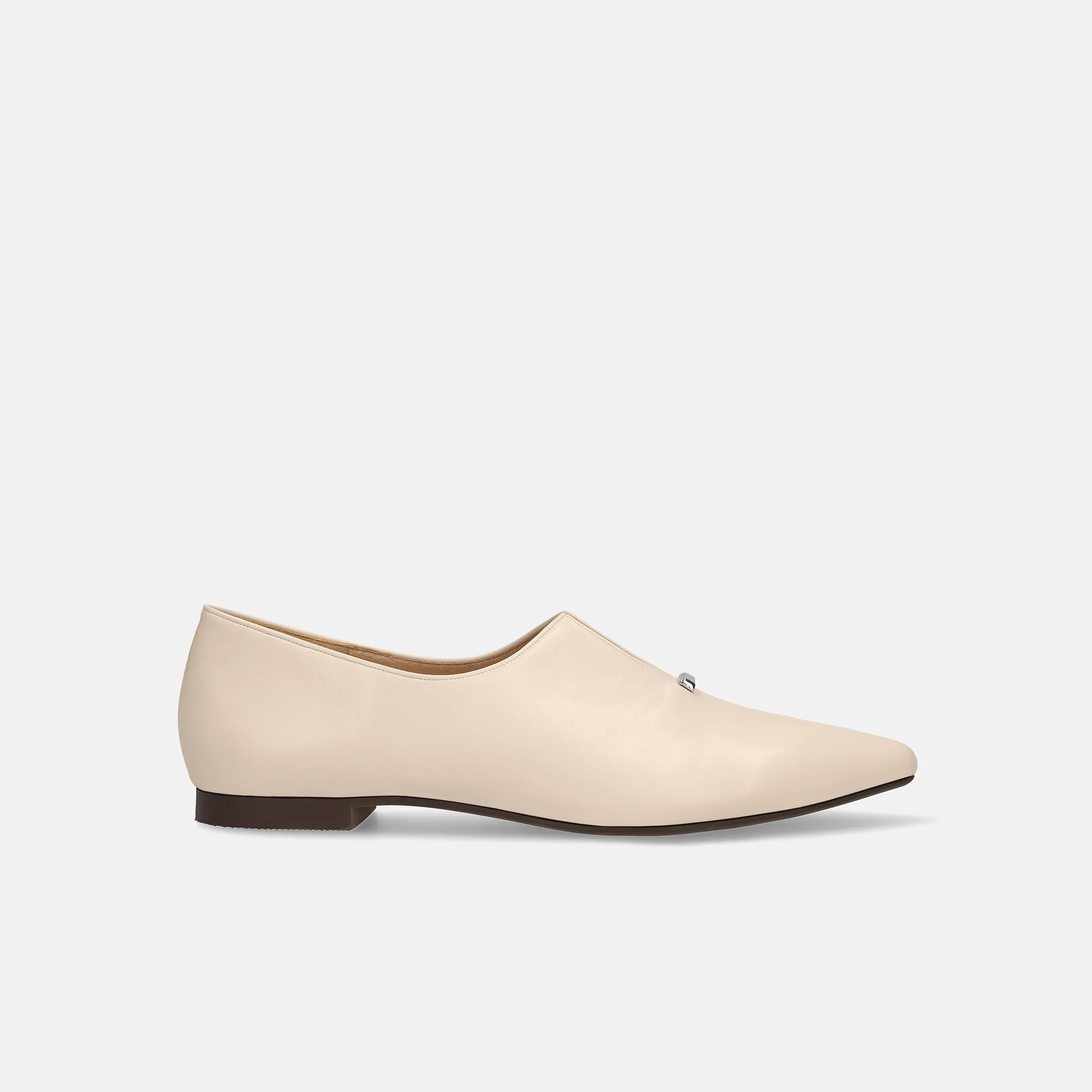 25% OFF: 2024SS: Metal Stud Slit Flat Shoes (4795) Ivory