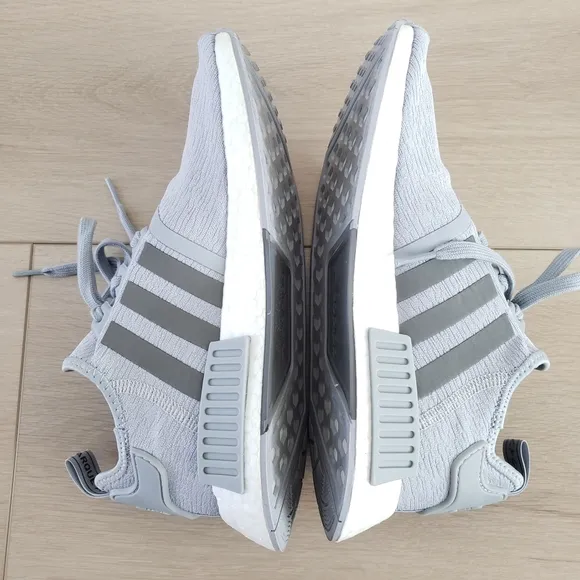 Adidas NASA Artemis NMD R1 Casual Mens Sneakers size 7