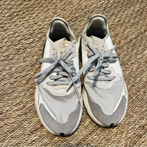 Adidas sneakers white grey cream size 7