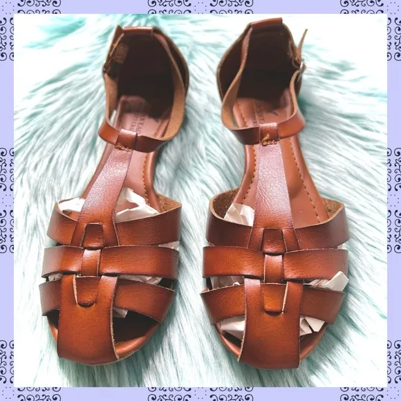AMERICAN EAGLE OUTFITTERS LEATHER Strappy Sandals Women’s 7