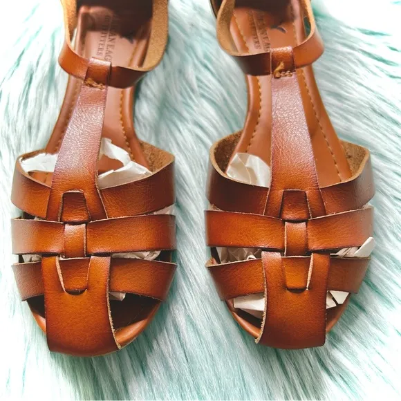 AMERICAN EAGLE OUTFITTERS LEATHER Strappy Sandals Women’s 7