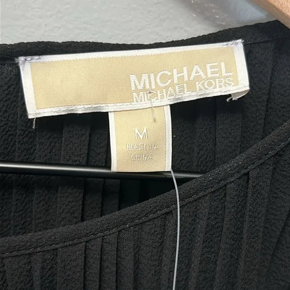 &quot;NWT&quot;‎ Michael Kors Pleated Crepe Mini Black Dress- Size Medium