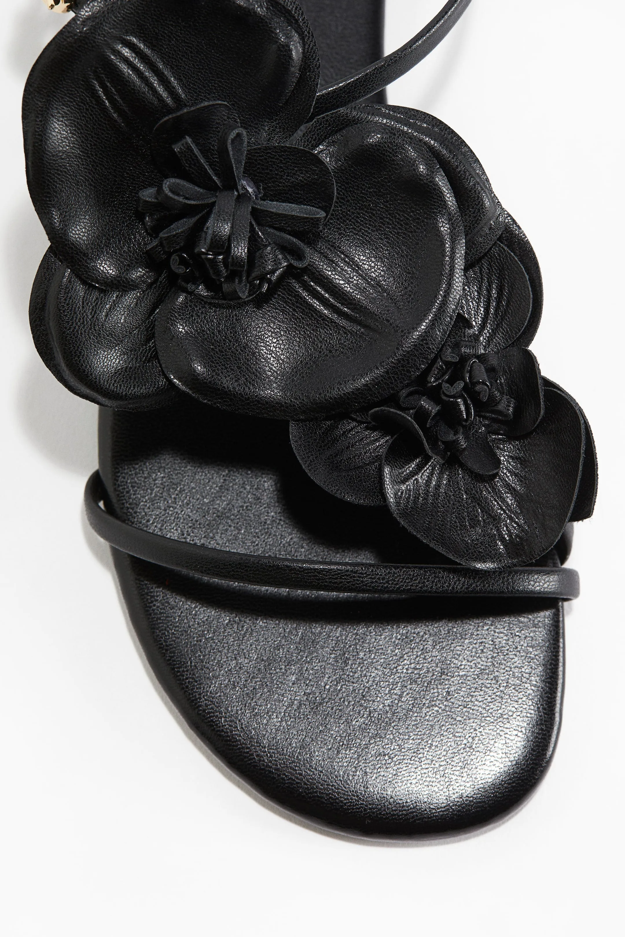 Appliquéd strappy sandals