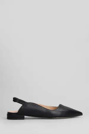 Ballet flats in black leather