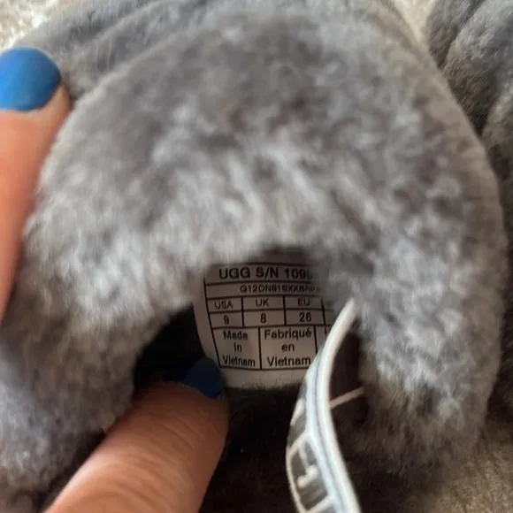 Brand New UGG Fluff Yeah Slides Baby &amp; Toddler Gray Genuine Sheepskin Slipper