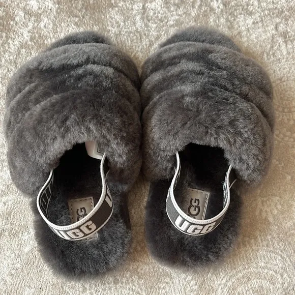 Brand New UGG Fluff Yeah Slides Baby &amp; Toddler Gray Genuine Sheepskin Slipper