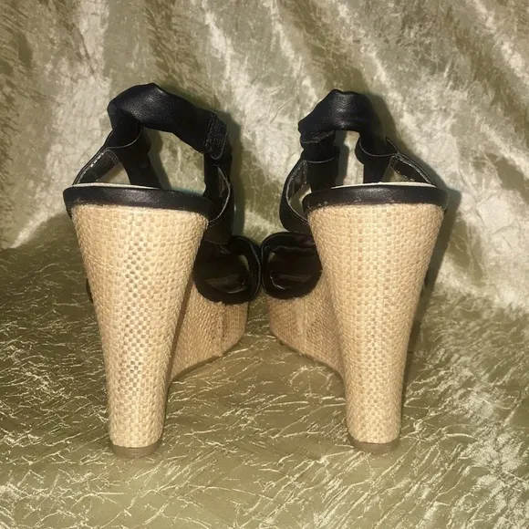 Charles by Charles David wedges