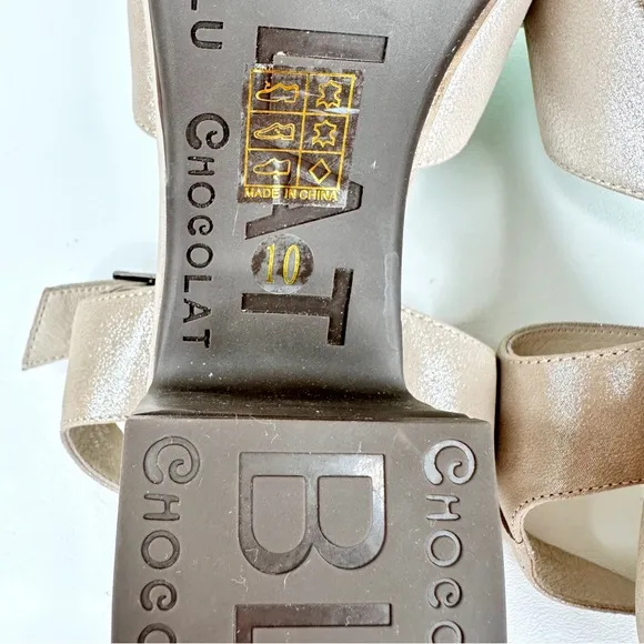 Chocolat Blu Ginny Platform Criss Cross Chunky Sandals Champagne Leather SZ 10