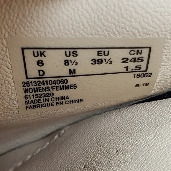 Clarks Black Leather Pure Blush Mules size 8.5