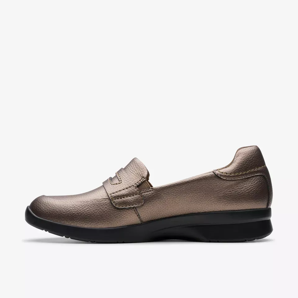 Clarks Women's Ellowyn Penny Metallic 26180091