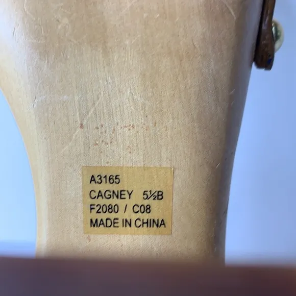 Coach Cagney clear signature gold trim mules
