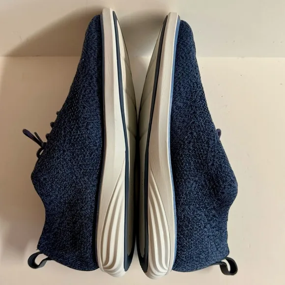 Cole Haan Grand OS sneakers in blue.In exchange condition.Size 11