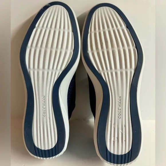 Cole Haan Grand OS sneakers in blue.In exchange condition.Size 11