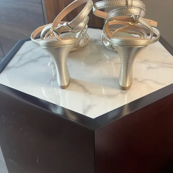 Cole Haan Women's Addie Strappy Sandals Pump Soft gold leather Size 9