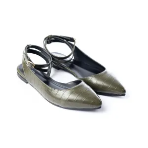 Crocodile-Embossed Ankle Flats
