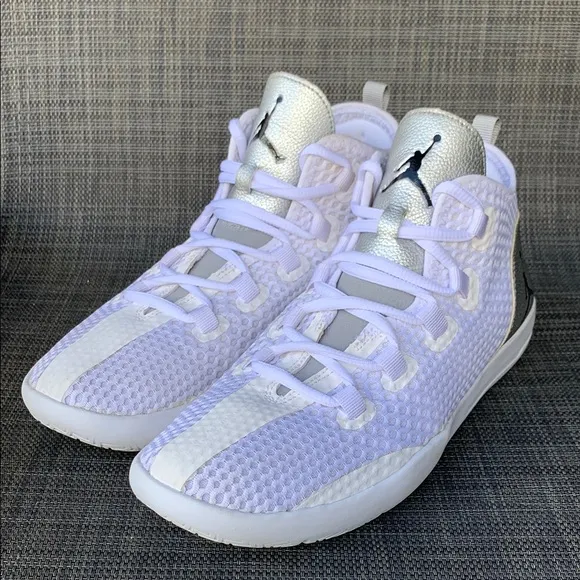 Jordan Reveal White Silver GS Sneakers High-Top 834126-100 Youth size 6.5