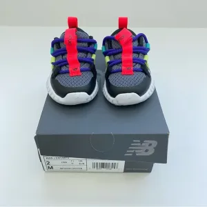KIDS NEW BALANCE pull-on sneakers