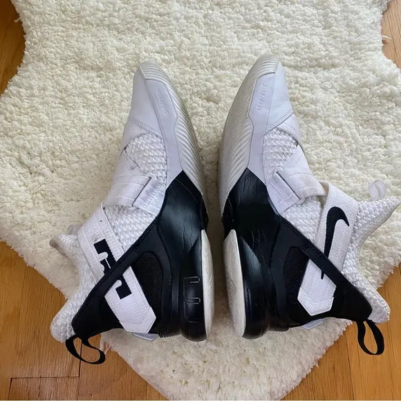 Mens Nike Lebron Soldier 12 Sneakers