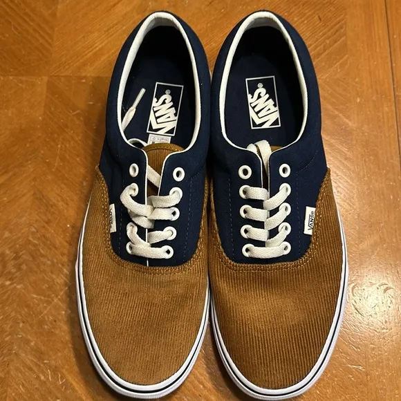Men’s VANS Era Sneakers Skateboarding Corduroy / Blue Size 10 NEW