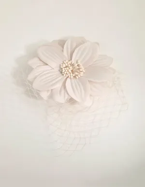 Mesh Detail Blush Flower Clip