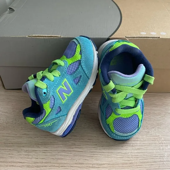 New Balance 990 Toddler Sneakers - SZ 5 C