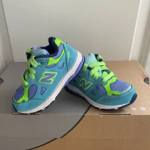 New Balance 990 Toddler Sneakers - SZ 5 C