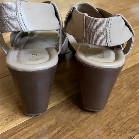 NEW COLE HAAN Strappy Sandals Tan 3” Heel sz 8