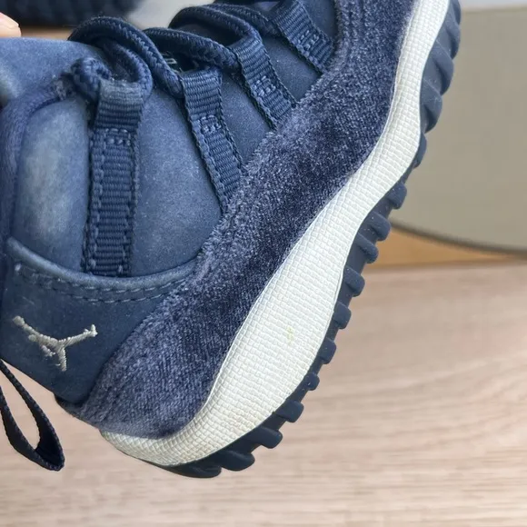 Nike Air Jordan 11 Midnight Navy Toddler Sneakers- SZ 4 C