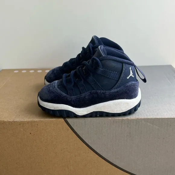 Nike Air Jordan 11 Midnight Navy Toddler Sneakers- SZ 4 C