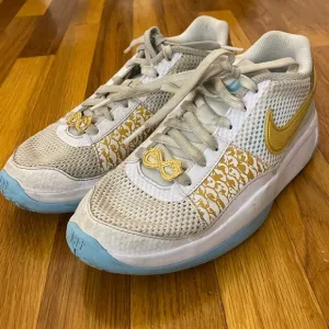 Nike Girls Gold and Blue Sneakers Size 4.5