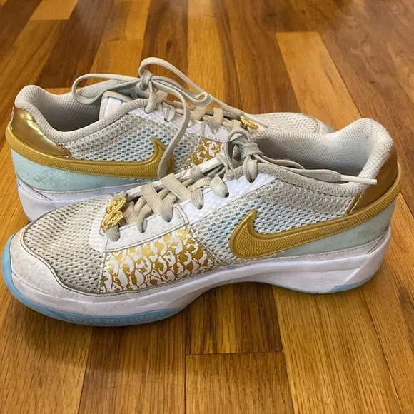 Nike Girls Gold and Blue Sneakers Size 4.5