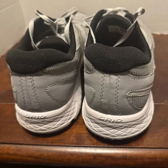 Saucony Cohesion 13 Men’s Gray Mesh Versafoam Running Sneakers 15