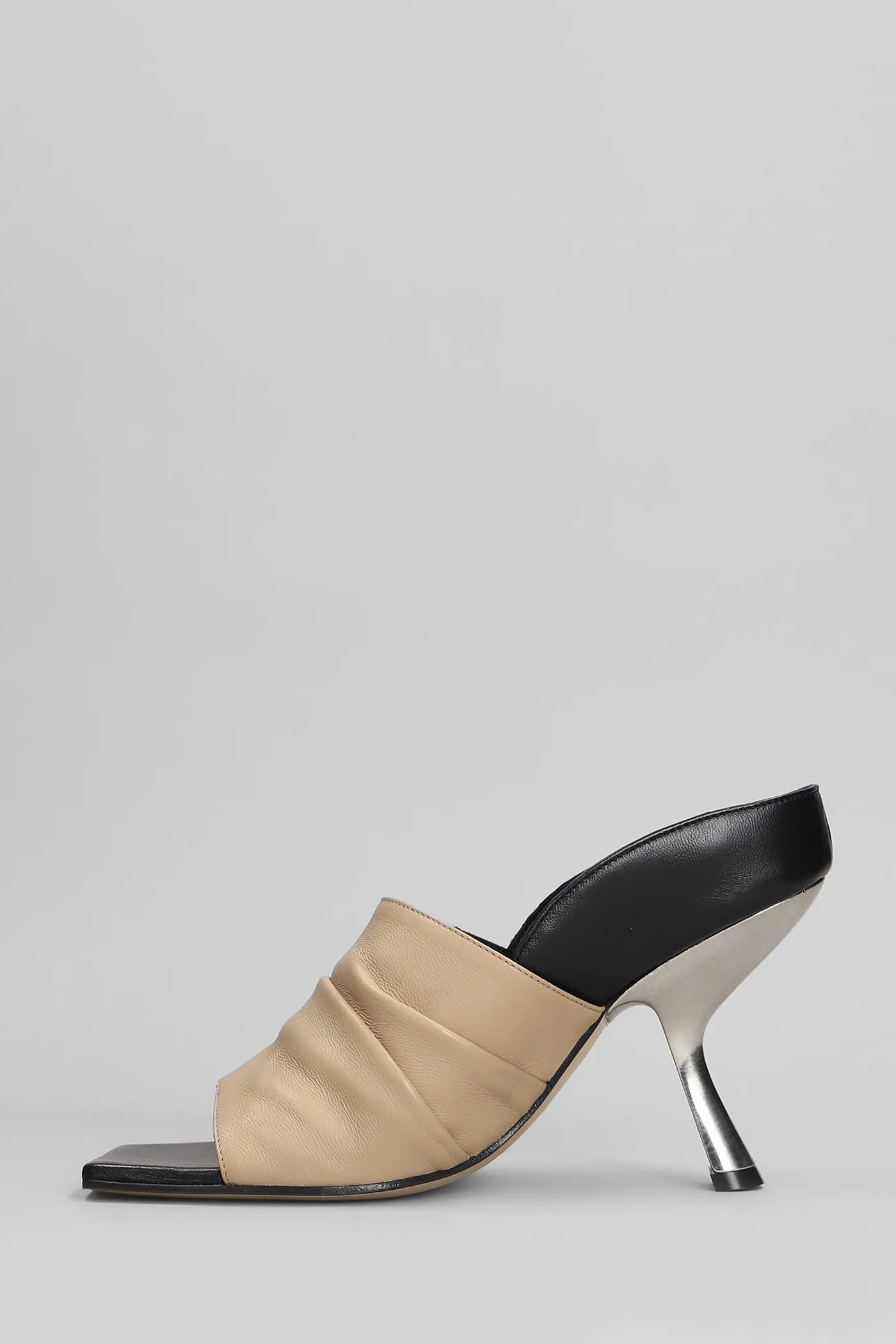 Slipper-Mule in beige leather
