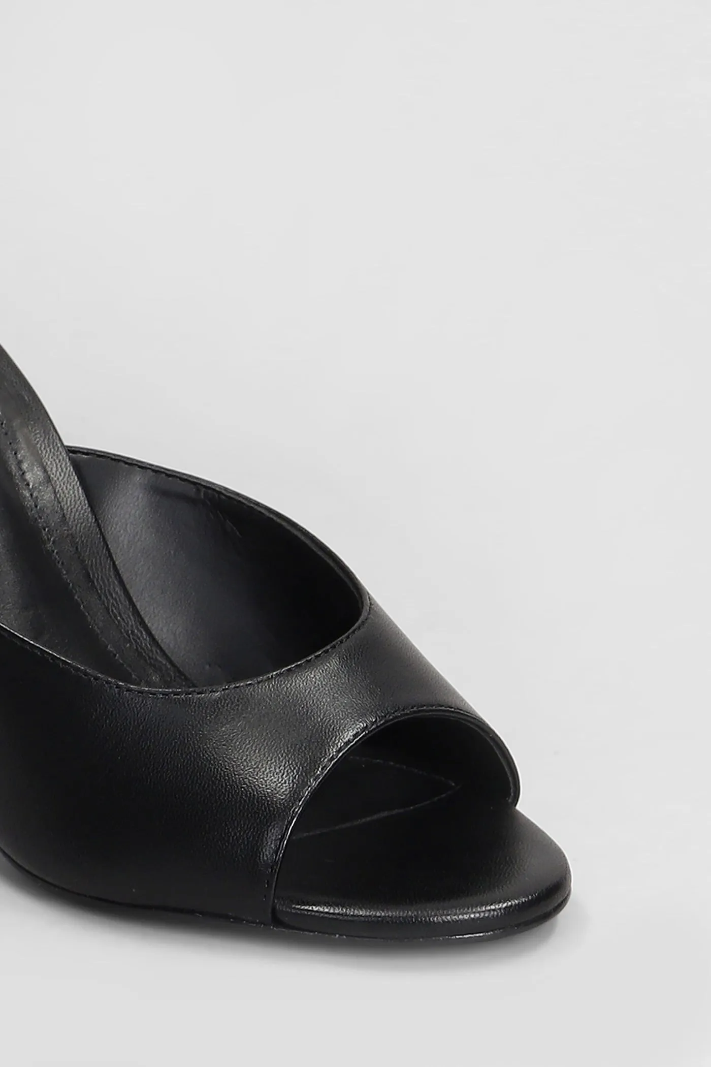 Slipper-Mule in black leather