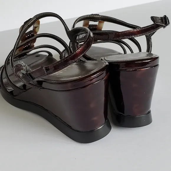 Stuart Weitzman Women's Brown Patent Leather Strappy Wedge Heel Sandal Sandal 6