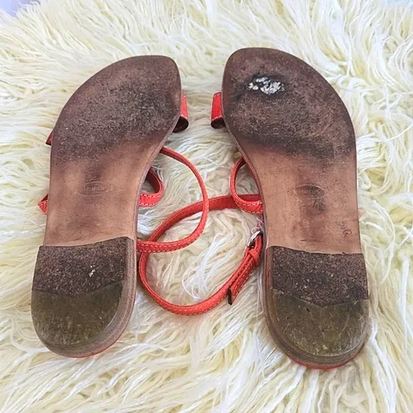 Tod's Red Strappy Sandals With Buckle Adjustable Strap Flats Women's Size 39 🌴