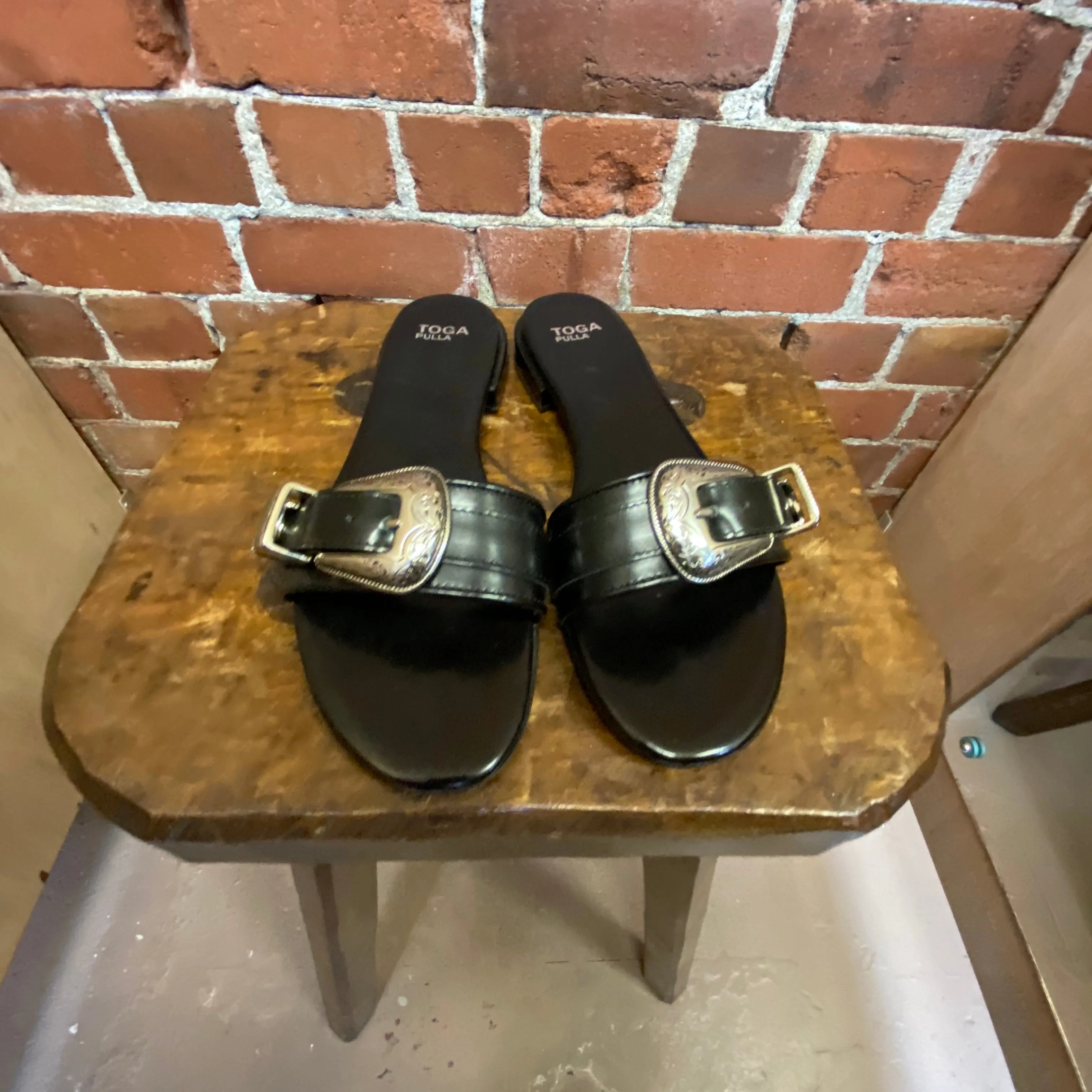 TOGA  leather slides 39
