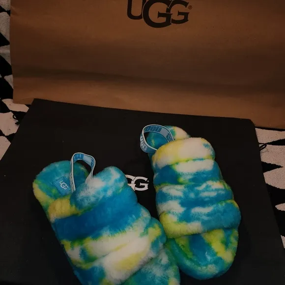 Ugg slides