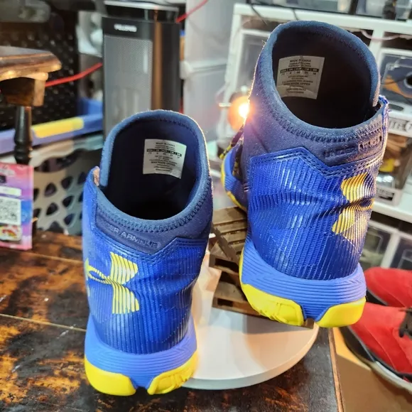 Under armour curry sneakers