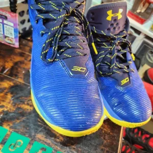 Under armour curry sneakers