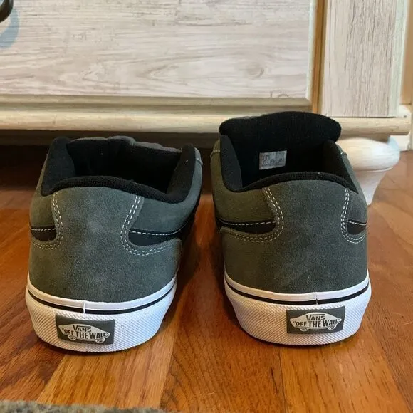 Vans Classic Bearcat Skateboarding Sneakers Charcoal Grey and Black
