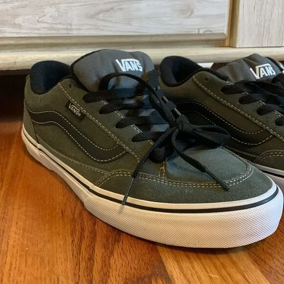 Vans Classic Bearcat Skateboarding Sneakers Charcoal Grey and Black