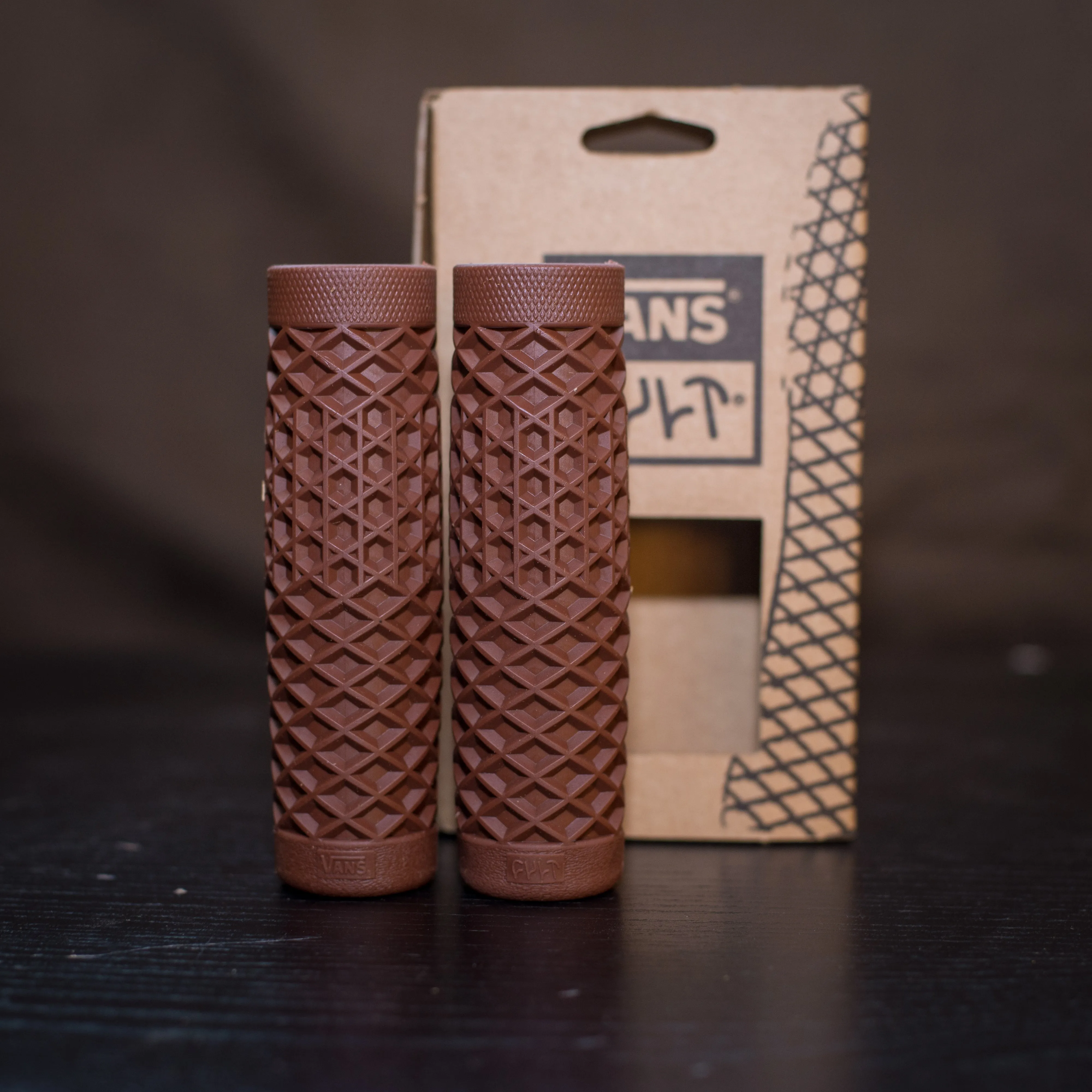 VANS X CULT MOTORCYCLE GRIP, Brown