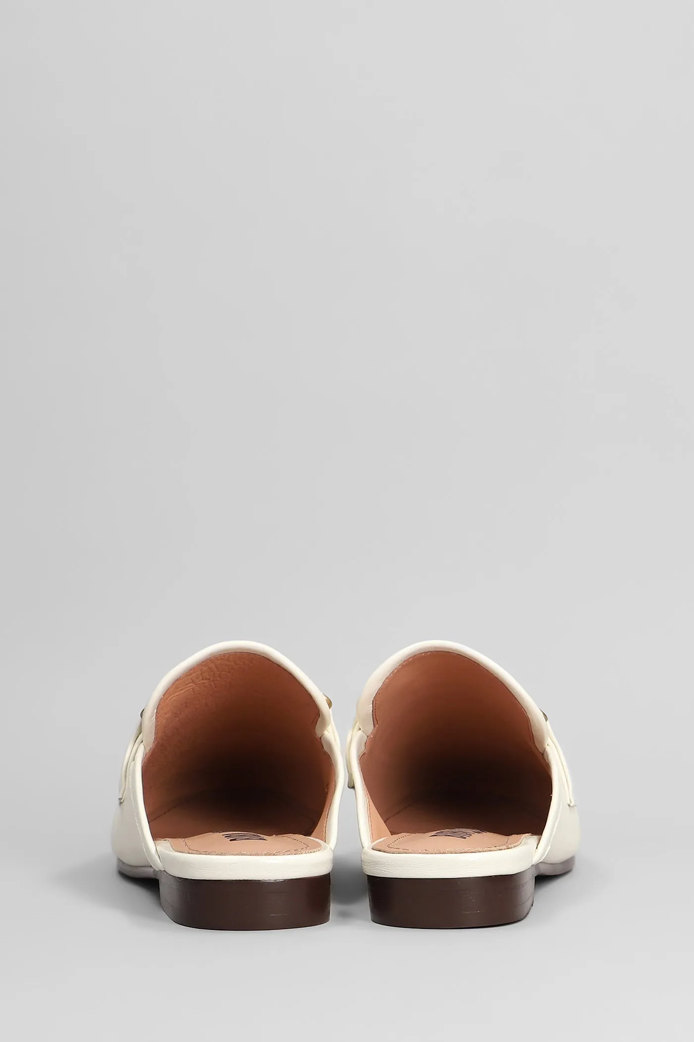 Vela Loafer Slipper-Mule in white leather