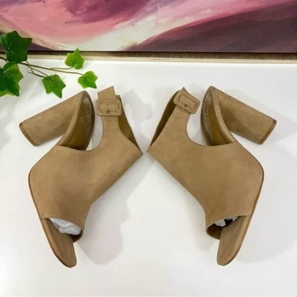 Vince Camuto Crebellan Block Heel Suede Sandal in Tan Size 8.5