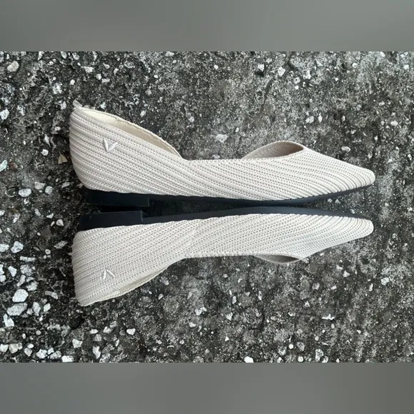 VIVAIA Melia cream pointed flats