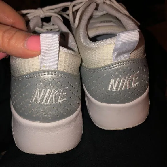 Womens NIKE AIR MAX THEA TXT White Trainers Sneakers Sz 9